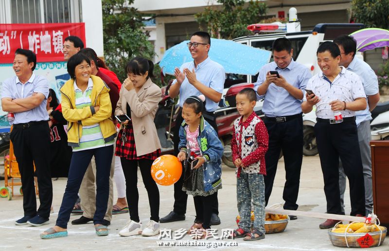 6、开心群众.jpg