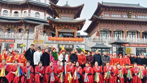 内乡县:第二届全民公益春演成功举办